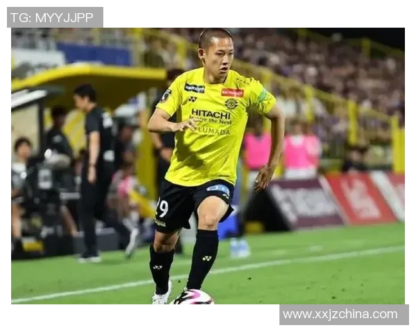 东京绿茵迎战爱暖FC激烈对决引发球迷热情期待 东京绿茵迎战爱暖FC激烈对决引发球迷热情期待