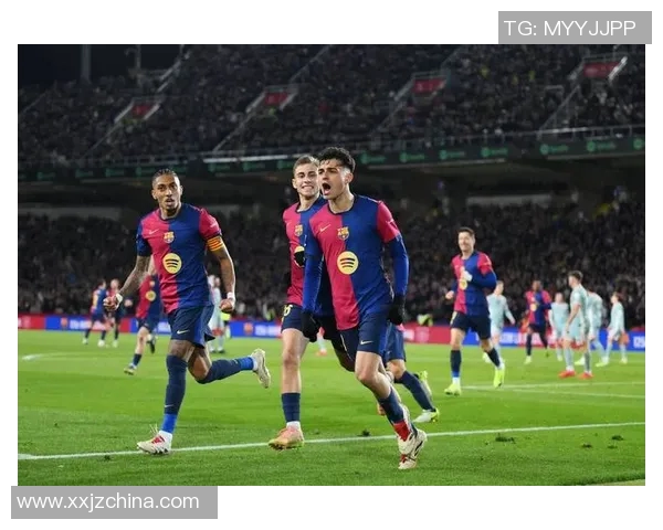 曼联对阵巴萨精彩直播即将开启球迷们不容错过的巅峰对决 曼联对阵巴萨精彩直播即将开启球迷们不容错过的巅峰对决